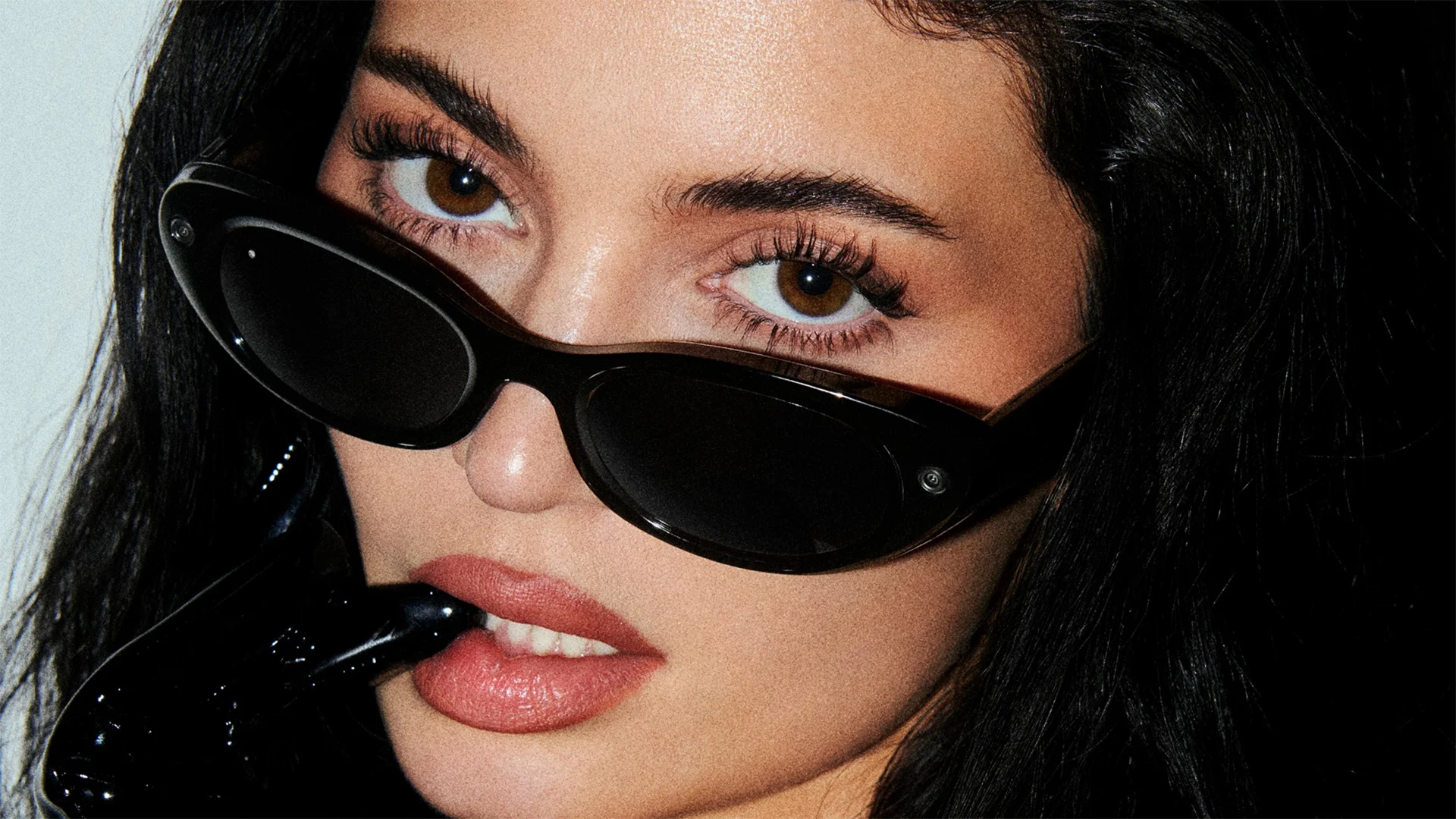 Meta AI Glasses Debut at $299, Bringing Meta AI Glasses Launch at $299 With Kylie Jenner's Voice IntegrationAI to Wearable Design
