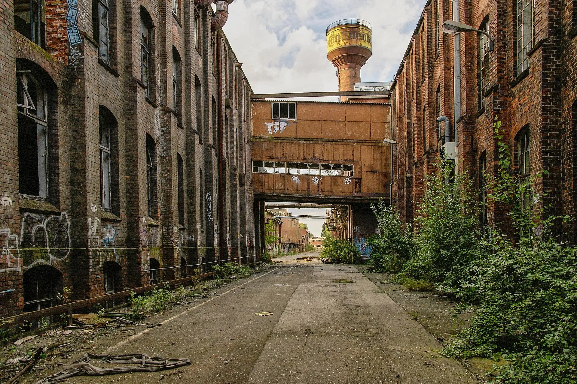 What Is Dystopian Architecture?