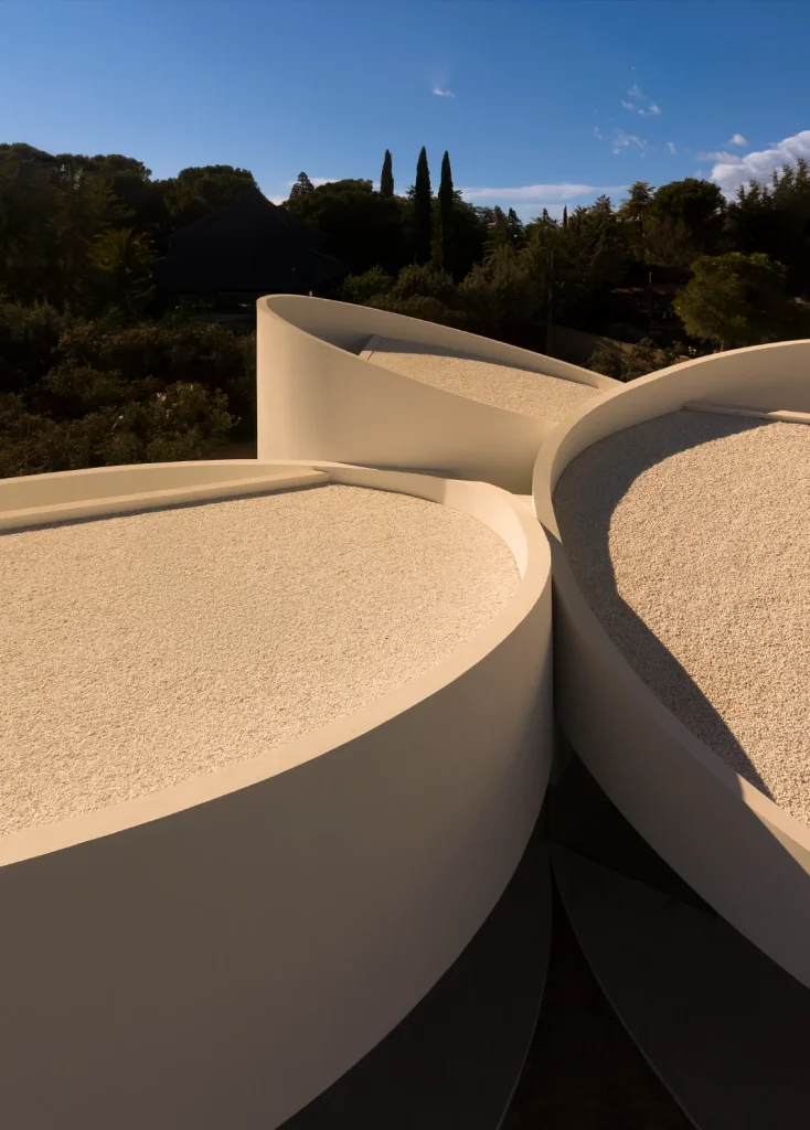 Fran Silvestre - Rethinking Architecture