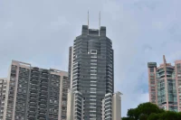 10 Super-Slender Skyscrapers That Touch the Clouds