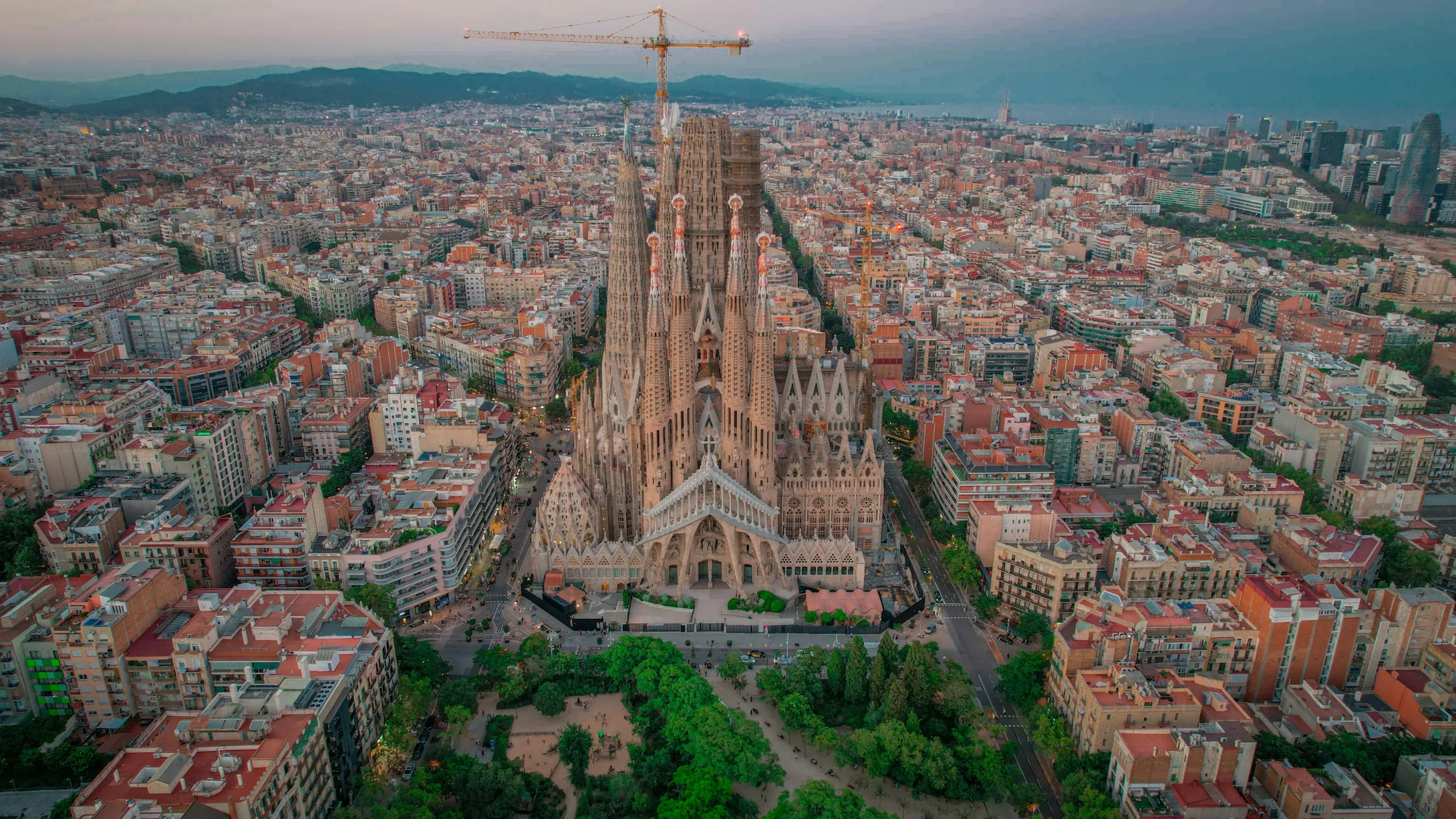 8 Longest Construction Projects in History 19 8 Longest Construction Projects in History