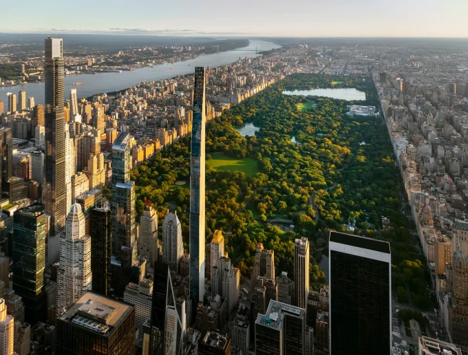 10 Super-Slender Skyscrapers That Touch the Clouds