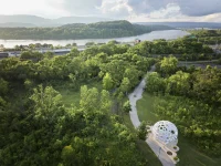 Moonrise Pavilion by THEVERYMANY Rises as an Ultra-Thin Aluminum Design in Chattanooga