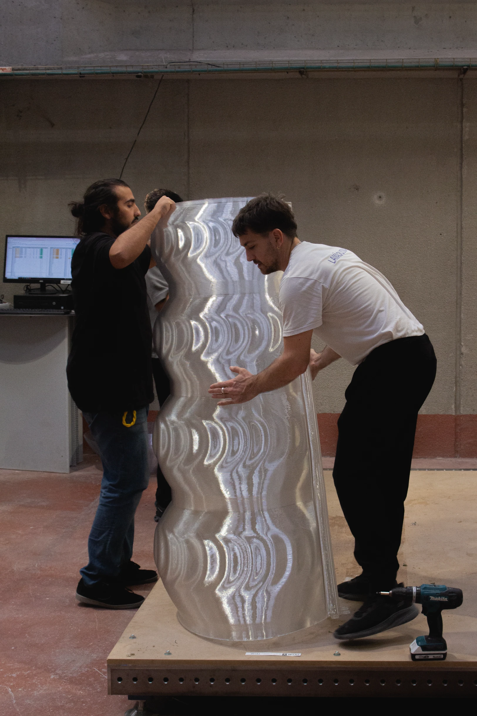 External Reference's Deportienda Features a Massive 3D-Printed Wave Inspired by the Atlantic 11 External Reference's Deportienda 3D-Printed Wave