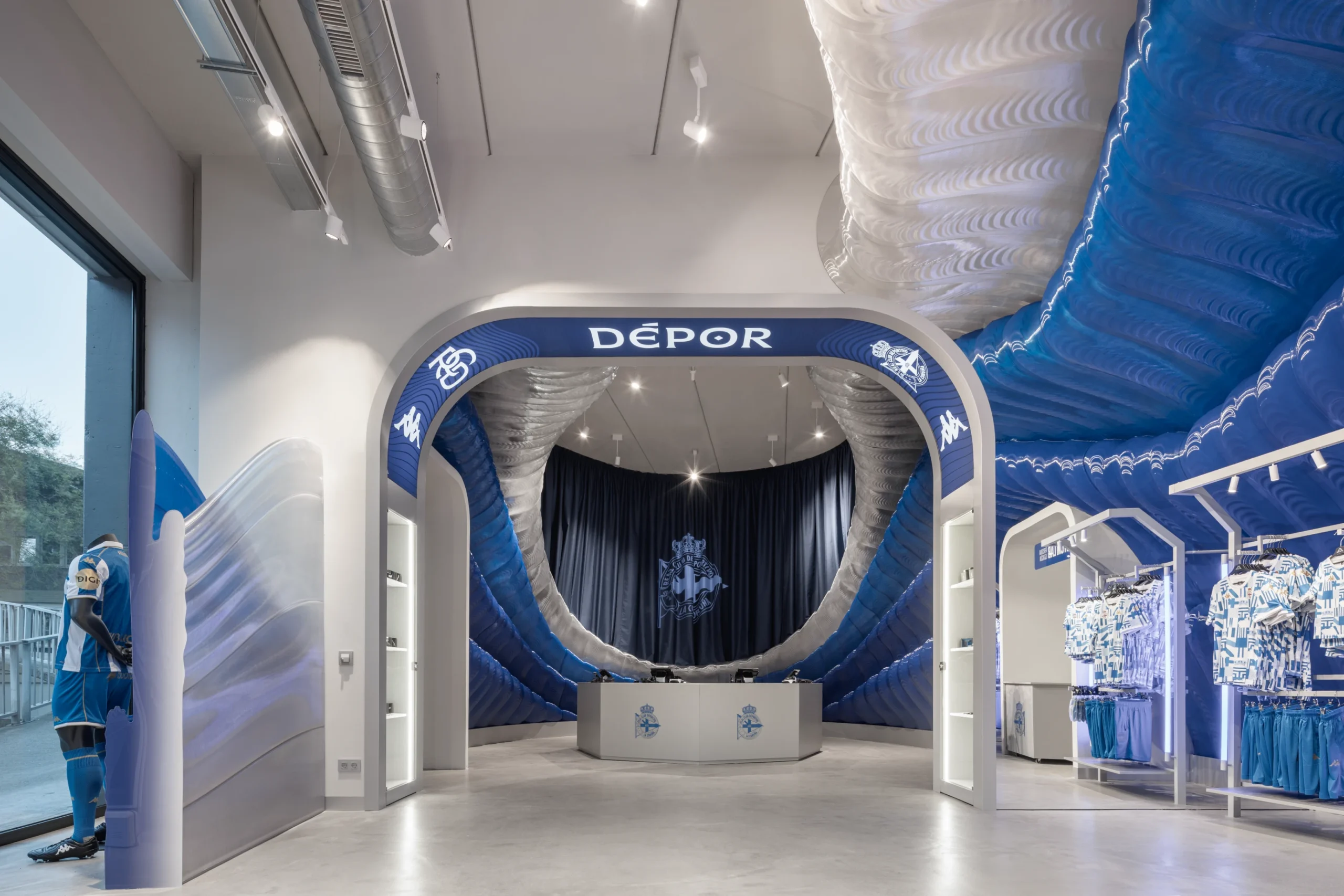 External Reference's Deportienda Features a Massive 3D-Printed Wave Inspired by the Atlantic 5 External Reference's Deportienda 3D-Printed Wave