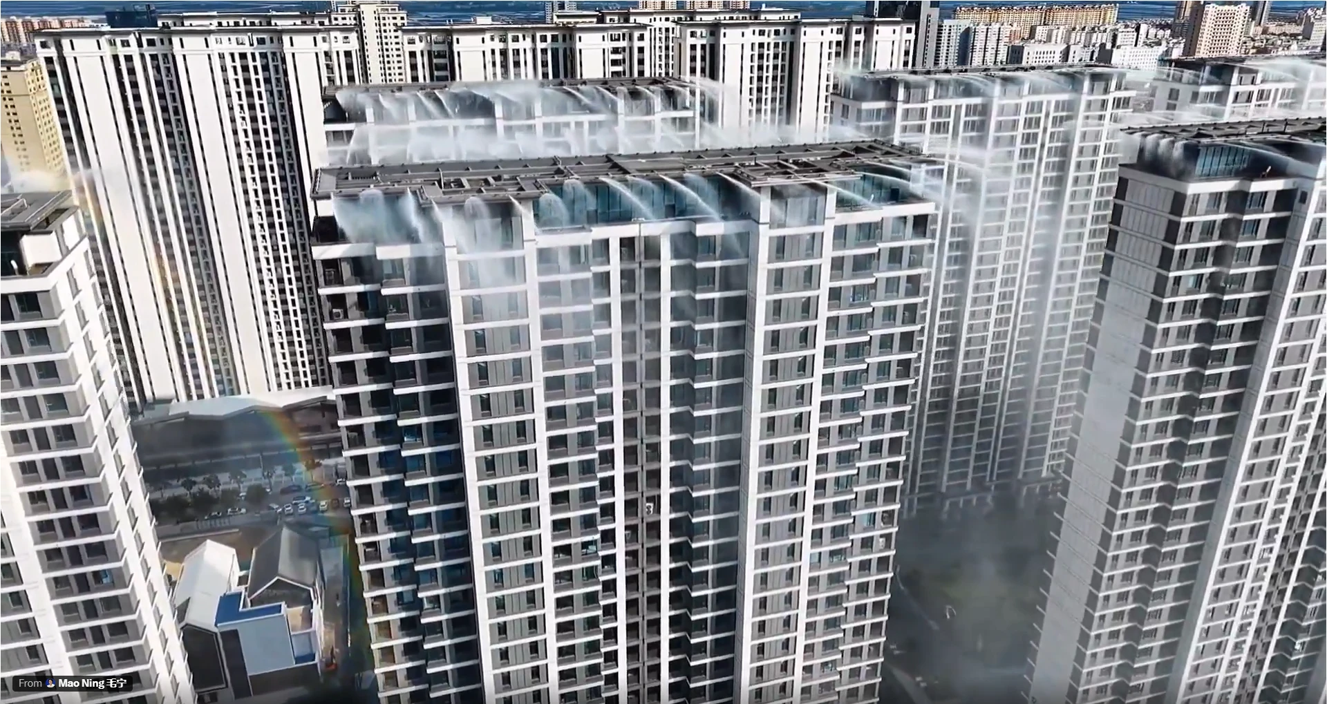 China's Outdoor AC Cools Residential Buildings to Fight Heatwaves 6 China's Outdoor AC Cools Residential Buildings to Fight Heatwaves