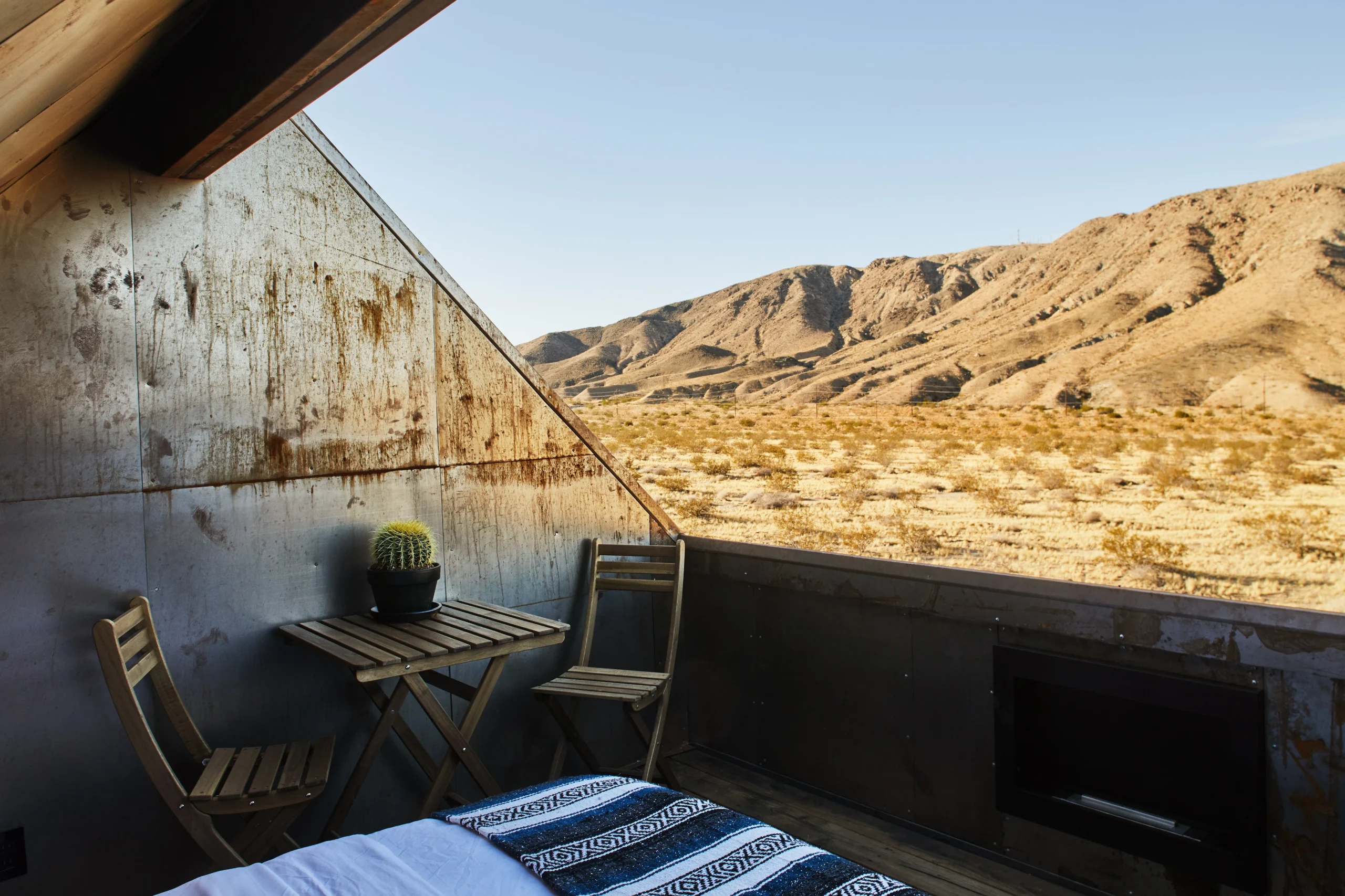 10 Beautiful Off-Grid Homes Designed for Modern Life 16 10 Beautiful Off-Grid Homes Designed for Modern Life