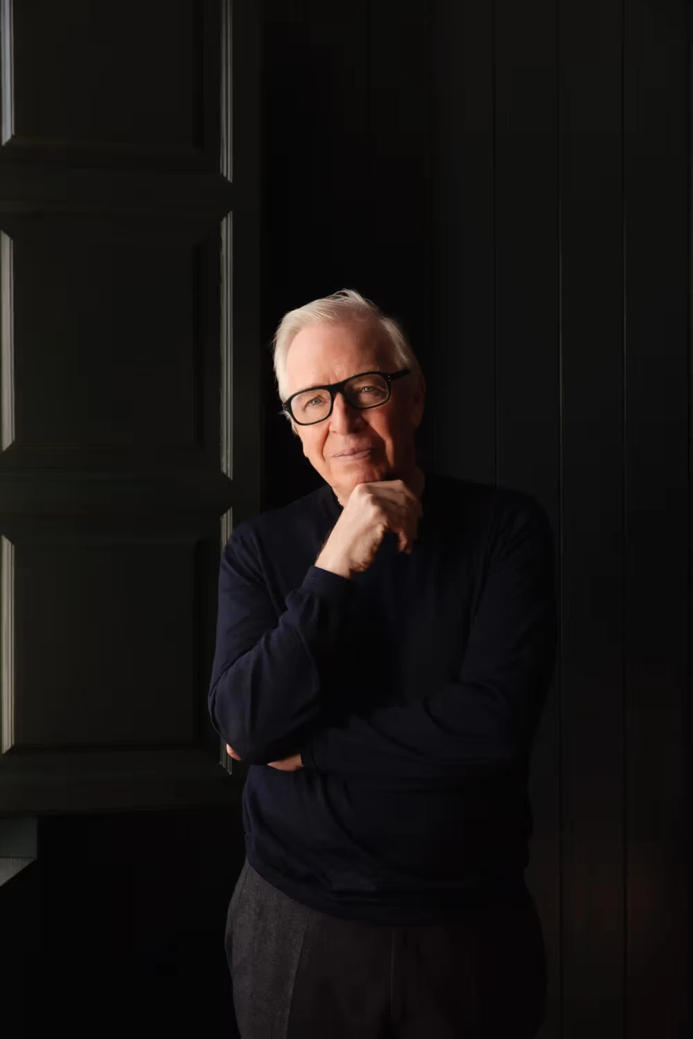 David Chipperfield: A Critical Analysis of Architecture, Context, and Permanence 5 David Chipperfield
