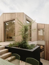Stylus Architects Shape a Modern Home Around Light and Landscape