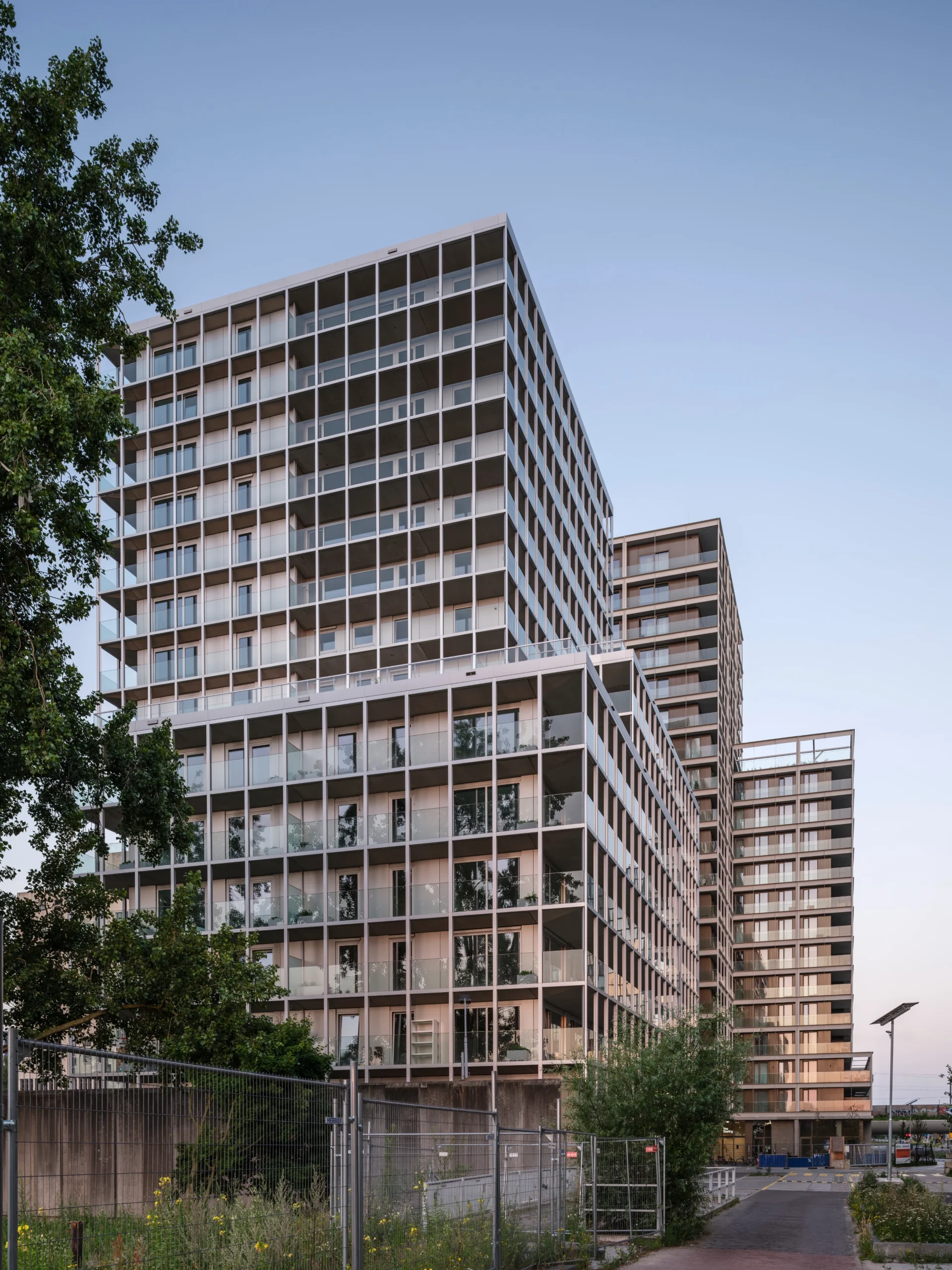 OMA Completes The Martin Residential Building in Amsterdam’s Bajes Kwartier 6 OMA Completes The Martin Residential Building in Amsterdam’s Bajes Kwartier