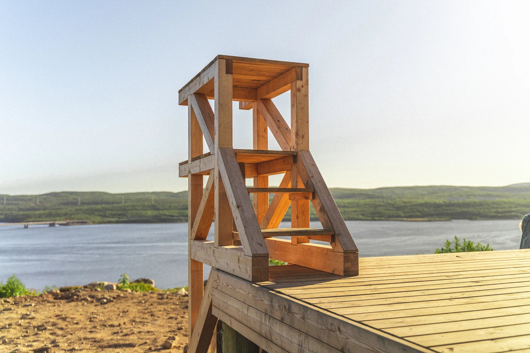 Kola Bay Lighthouse Viewpoint Brings a Timber Landmark to Murmansk's Waterfront 12 Kola Bay Lighthouse Viewpoint Brings a Timber Landmark to Murmansk's Waterfront
