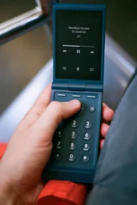 Light Phone Flip