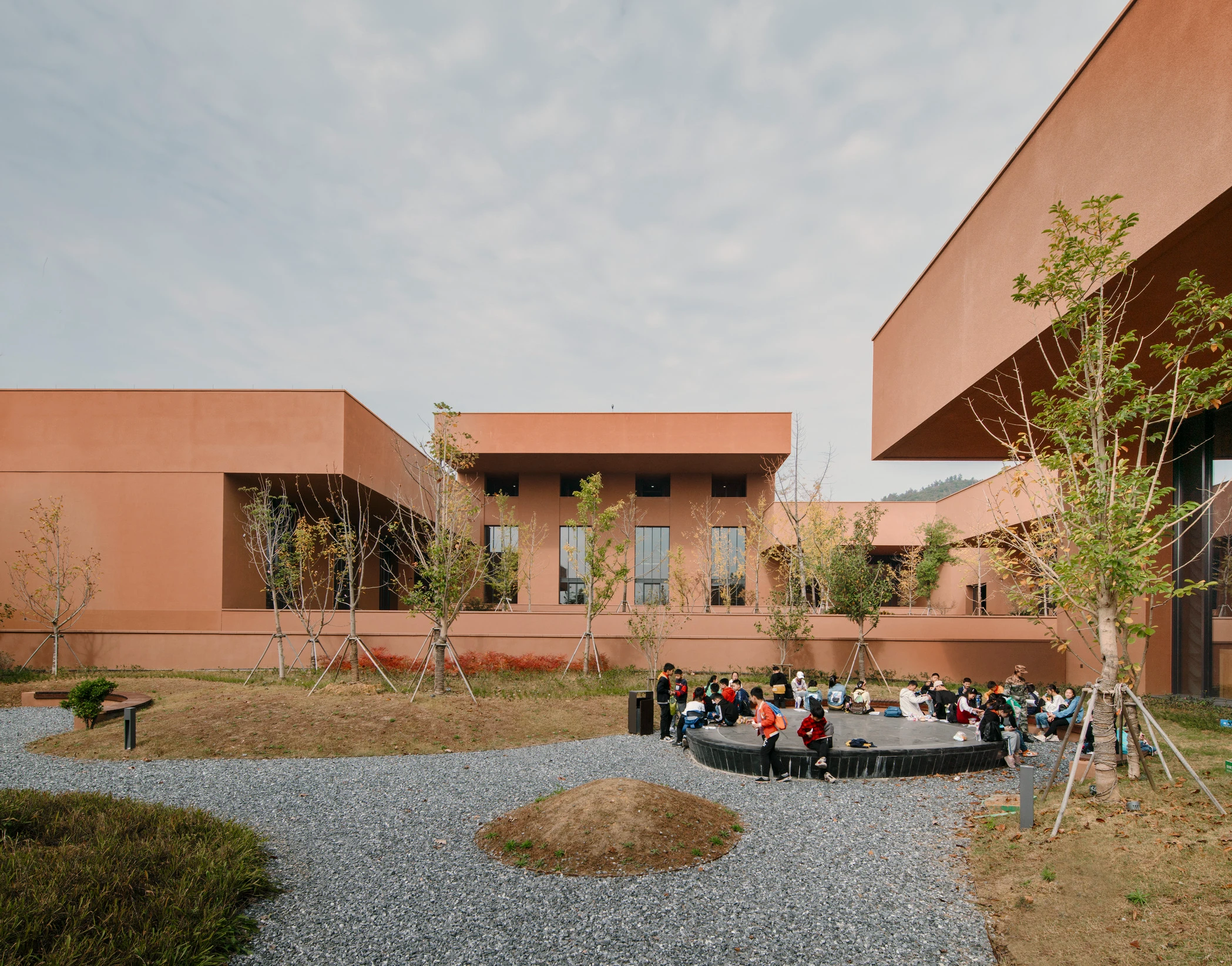 David Chipperfield: A Critical Analysis of Architecture, Context, and Permanence 13 Zhejiang Museum of Natural History