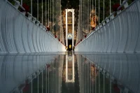 8 Breathtaking Glass Bridges That Feel Like Walking on Air