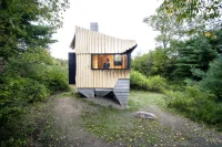10 Beautiful Off-Grid Homes Designed for Modern Life