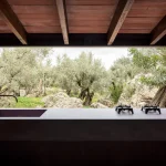 10 Beautiful Off-Grid Homes Designed for Modern Life