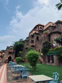 Neemrana Fort
