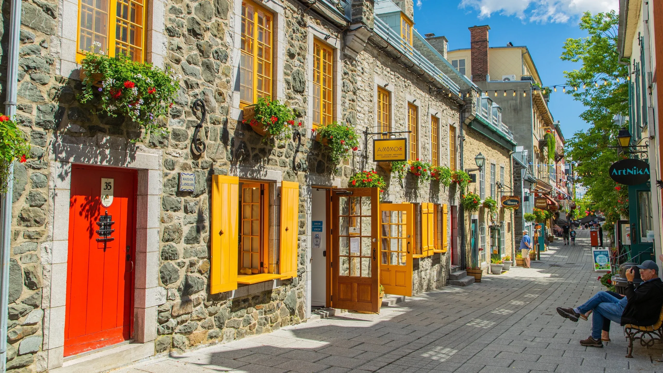 Quebec City Guide: Fortifications and Iconic Landmarks 19 Quebec City Guide