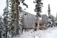 10 Beautiful Off-Grid Homes Designed for Modern Life