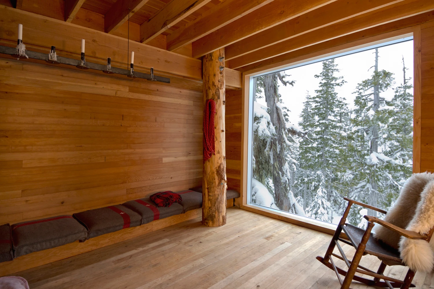 10 Beautiful Off-Grid Homes Designed for Modern Life 18 10 Beautiful Off-Grid Homes Designed for Modern Life