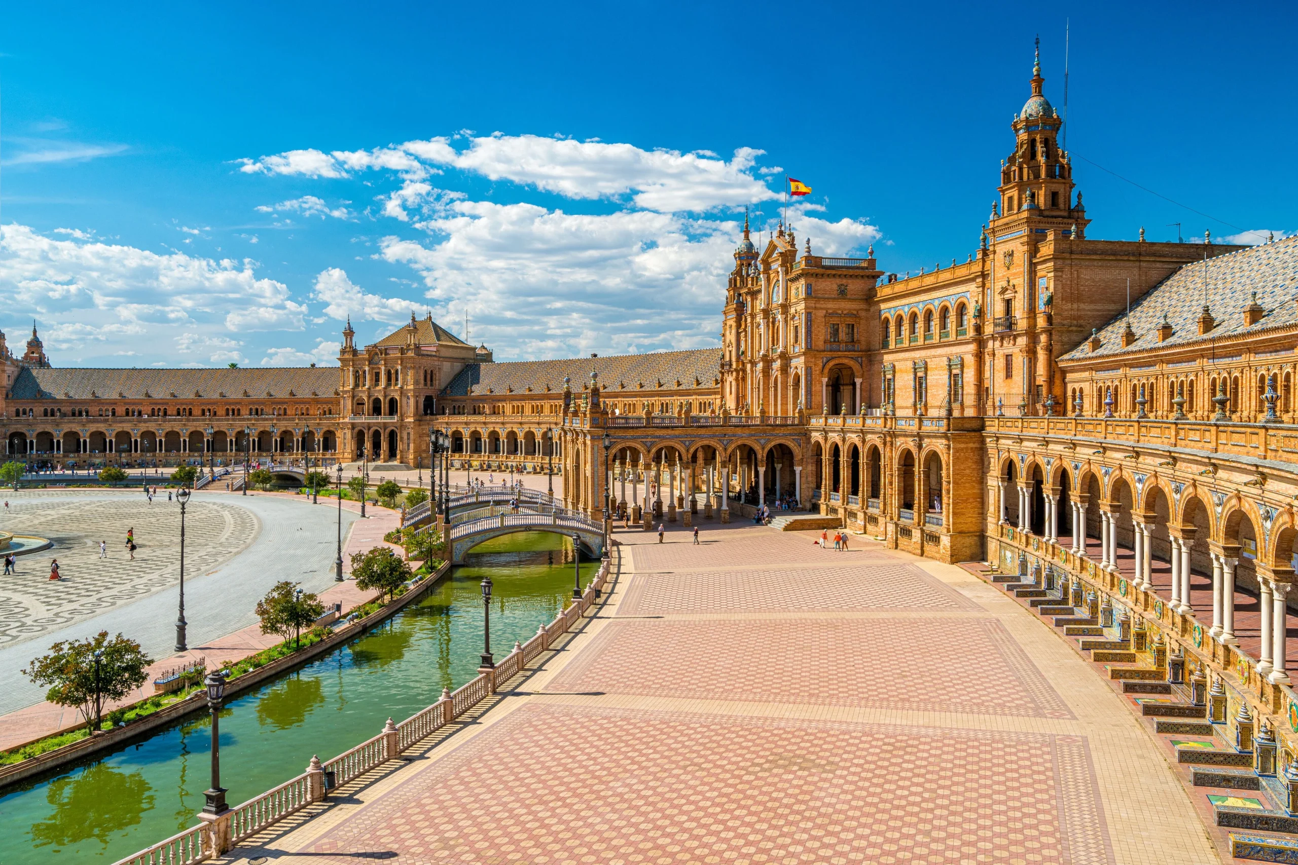 The Ultimate Guide to Spain's Most Beautiful Architectural Cities 12 seville