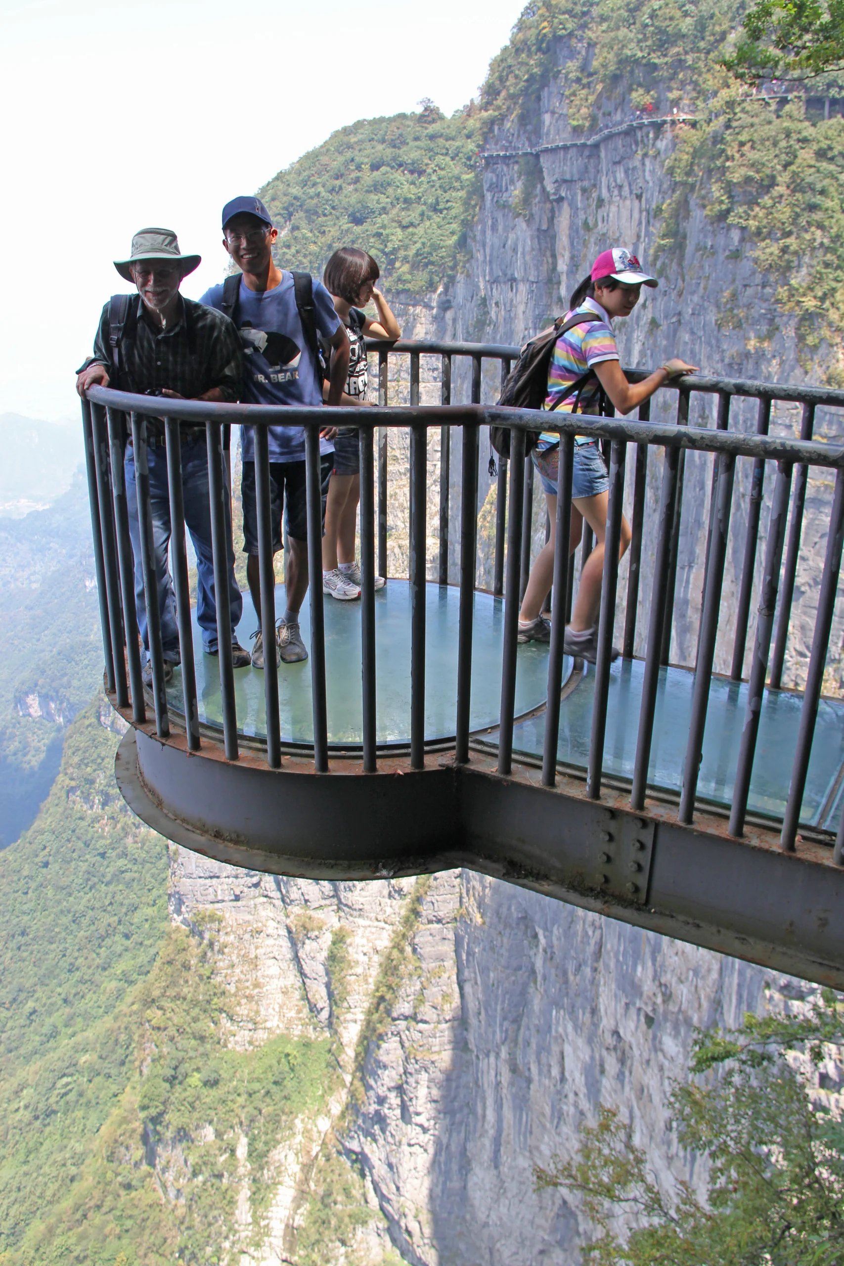 8 Breathtaking Glass Bridges That Feel Like Walking on Air 15 Glass Bridges