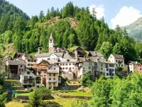 Ticino, Switzerland © Vallemaggia/Shutterstock