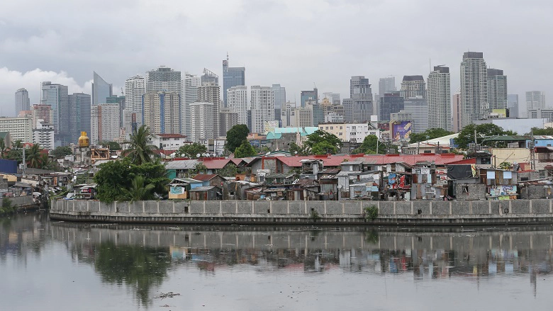 Can Global Architecture Be Truly Local?