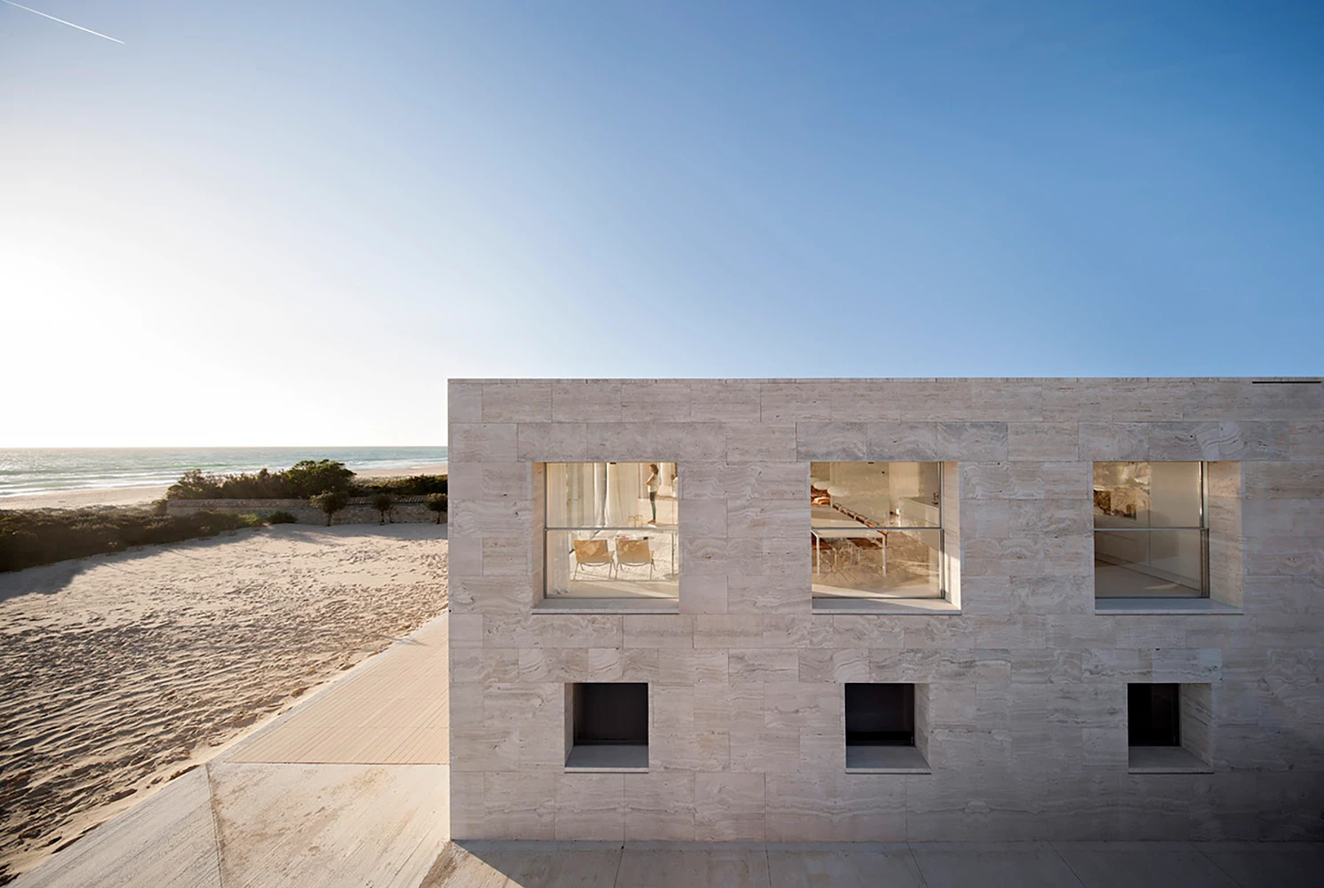 10 Spanish Architects Who Built Spain's Architectural Legacy 21 Casa del Infinito