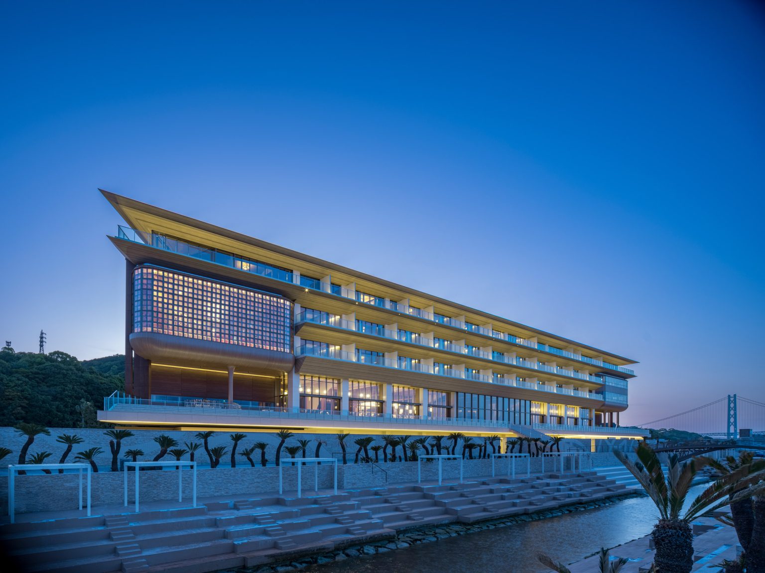 Discover Shigeru Ban’s Pasona Natureverse Retreat on Awaji Island, a coastal wellness hotel blending preventive care, Japanese design, nature, and innovative architecture.