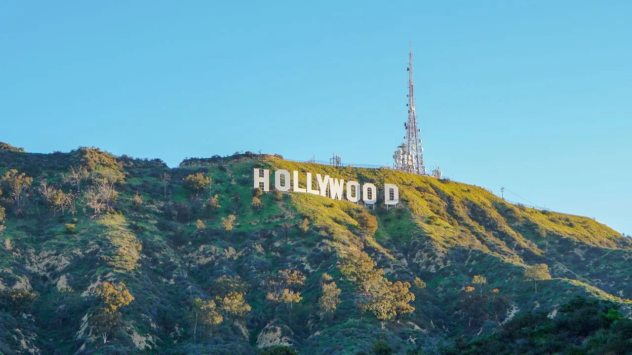 Explore how Hollywood has shaped architectural aesthetics from the 20th century to today, influencing public taste through Art Deco glamour, modernism, postmodernism, futuristic cities, cinematic interiors, and Instagrammable design.