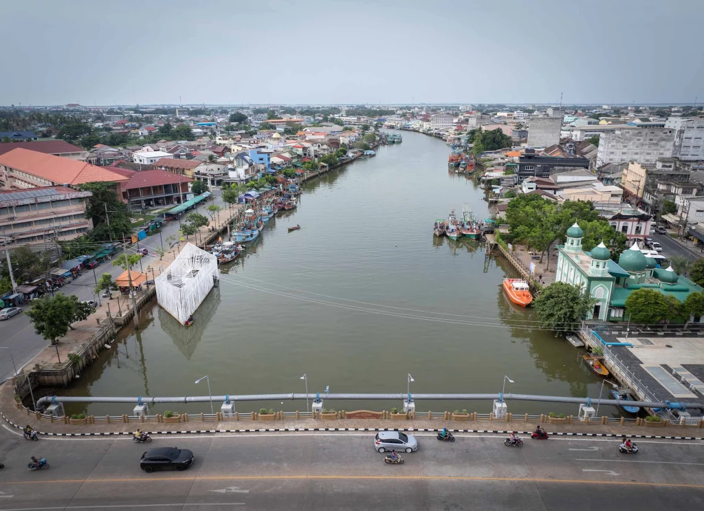 Pattani Fishermen Community Hub within the Pattani River context
