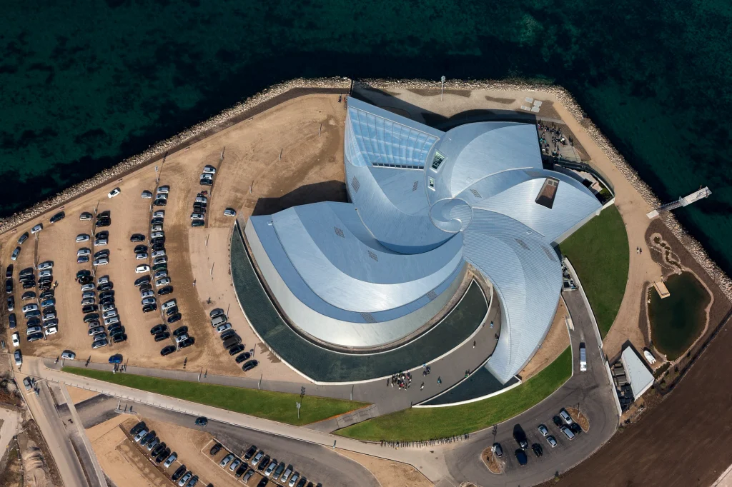 10 Low Rise Buildings Where Height Takes a Back Seat