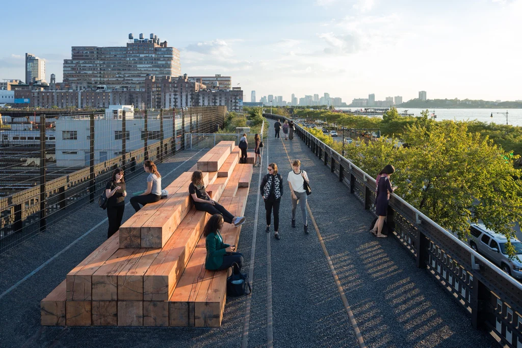 Urban Regeneration of The High Line