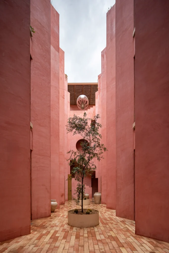 Laiva Plaza Hotel by RA!
