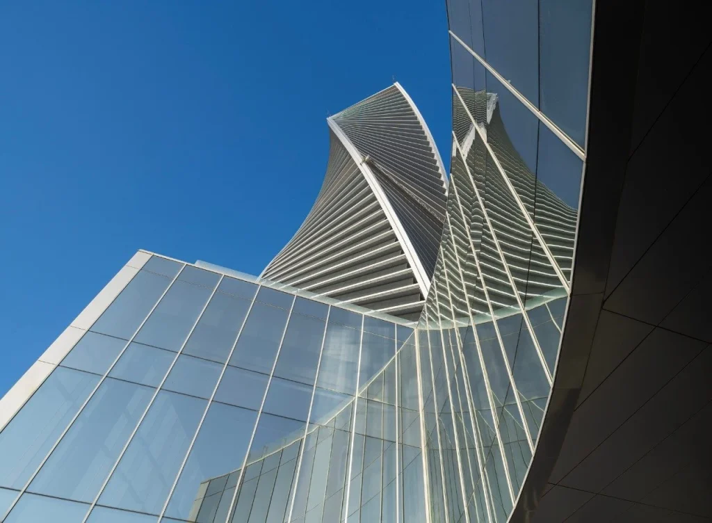 The World's 10 Tallest Twisted Skycrapers_© Beno Saradzic