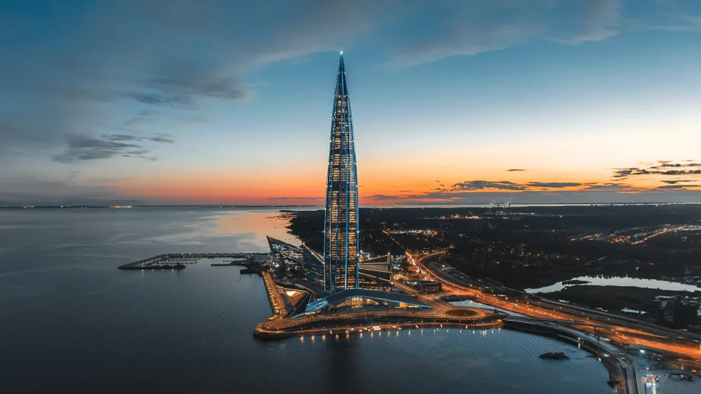 The World's 10 Tallest Twisted Skycrapers_Lakhta Center © RMJM