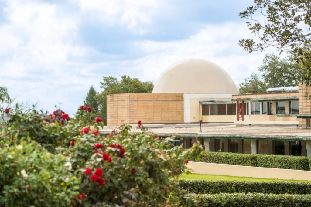 Frank Lloyd Wright’s Iconic Planetarium Restored at Florida Southern_Wide exterior view of the Polk County Science Building with the planetarium dome visible at the far end