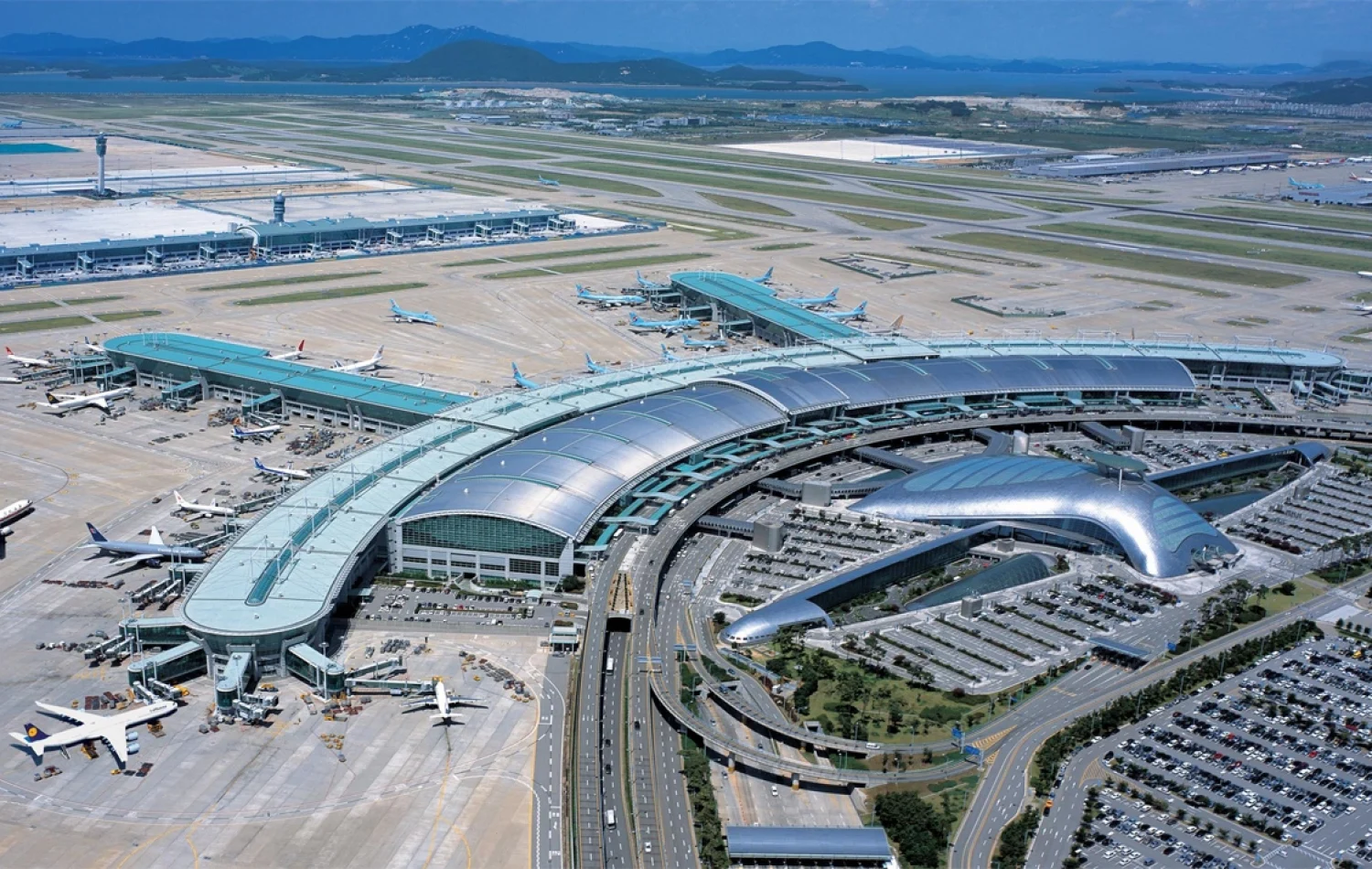 10 largest airports in Asia - Parametric Architecture