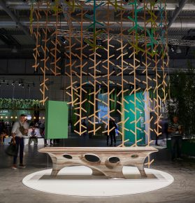coral table